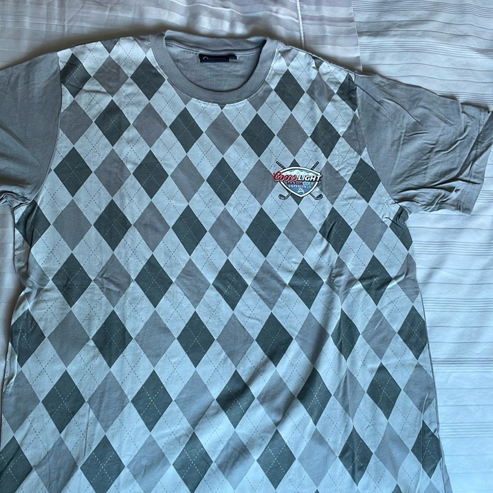 ✨5 for $20✨ Coors Light argyle gray t-shirt